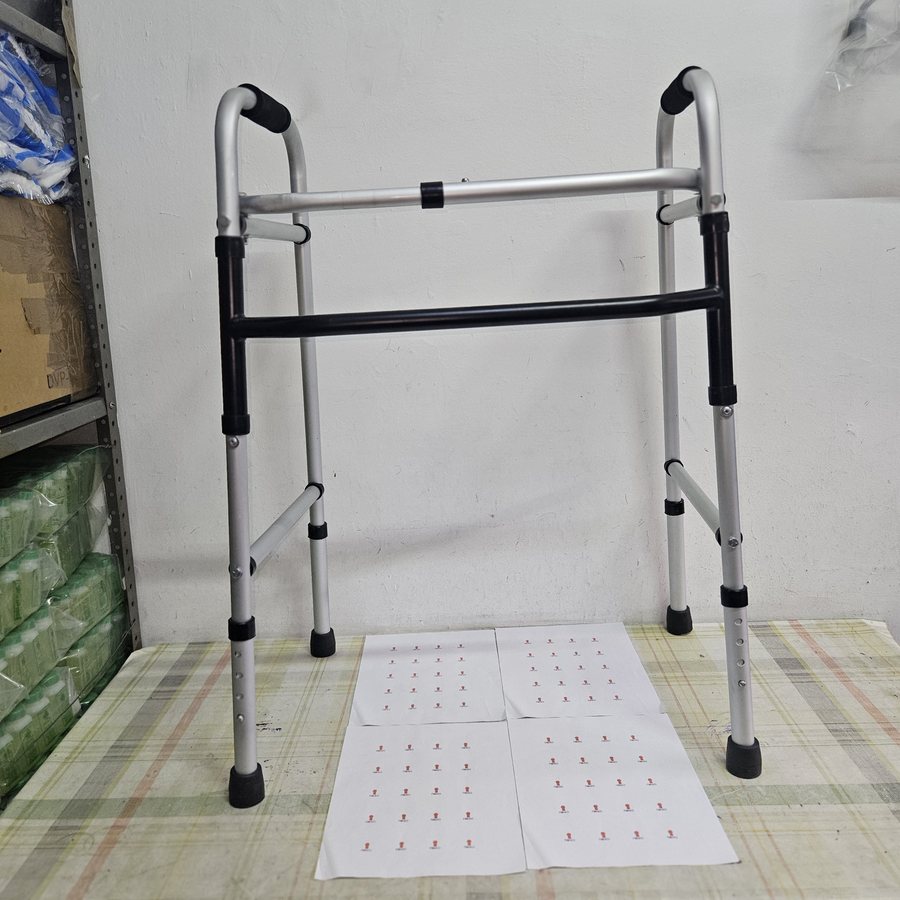 Andadera plegable RECIPROCA — referencia visual exact
