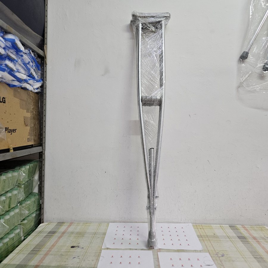 Muleta Aluminio Mediana — referencia visual exact